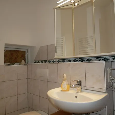 Naschkatze Usedom Mit Garten, Ruhe & Blick Auf Den Wieck In Apartman