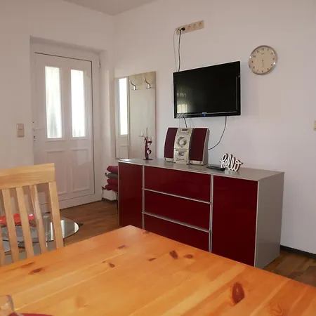 Apartman Naschkatze Usedom Mit Garten, Ruhe & Blick Auf Den Wieck In