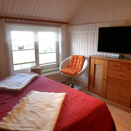 Naschkatze Usedom Mit Garten, Ruhe & Blick Auf Den Wieck In Apartman Krummin